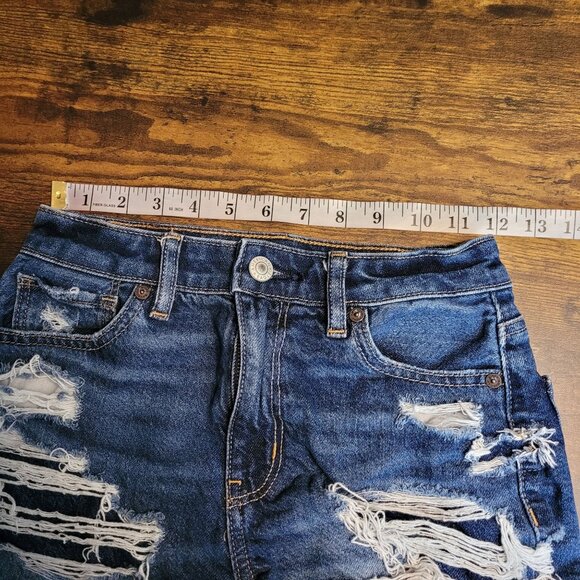 American Eagle Mom Shorts Size 00 Strigid Medium Dark Wash Ripped - Picture 6 of 9